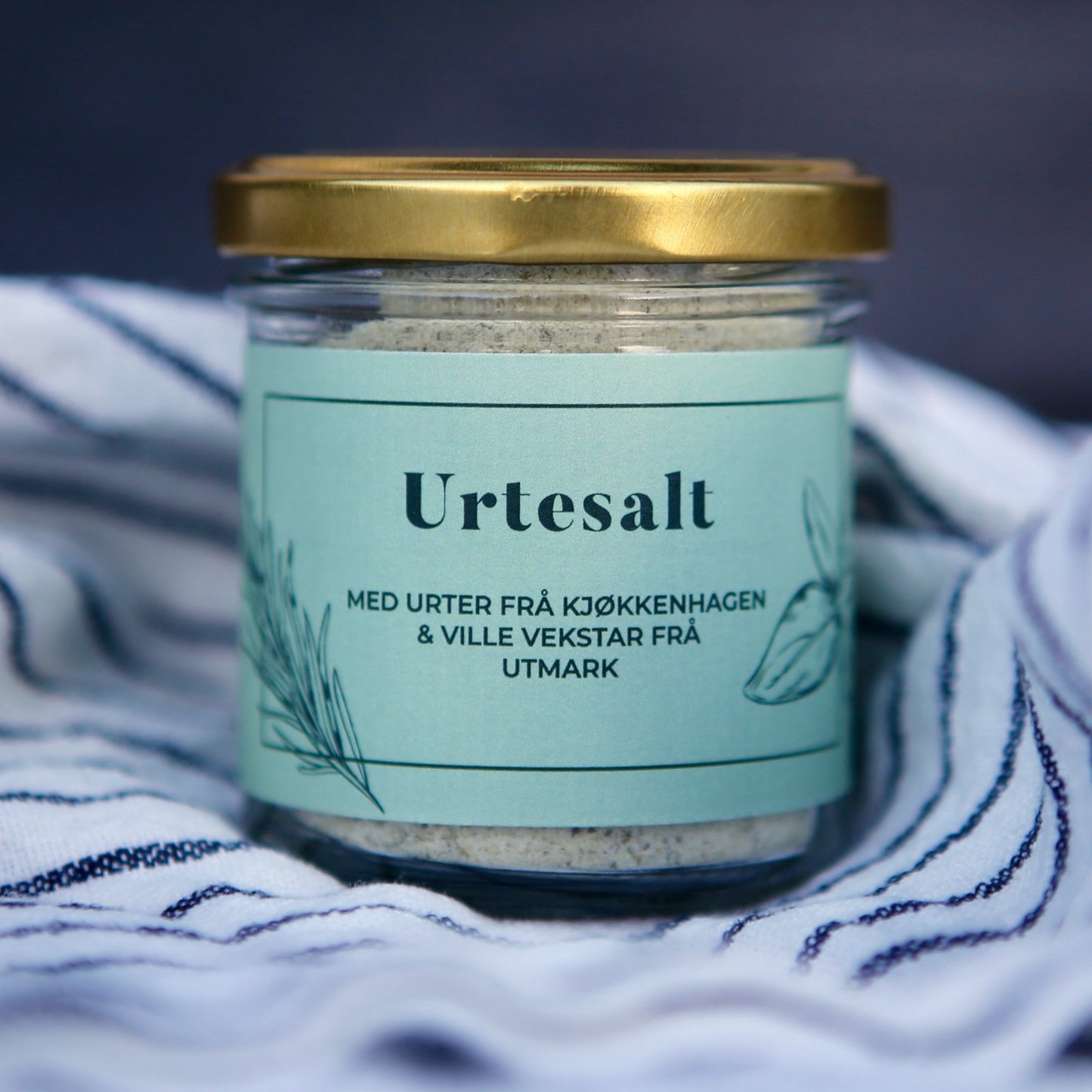 Urtesalt - Symrehudkrem - Urtesalt - lokalmat frå garden vår på Voss - økologisk - Een gard
